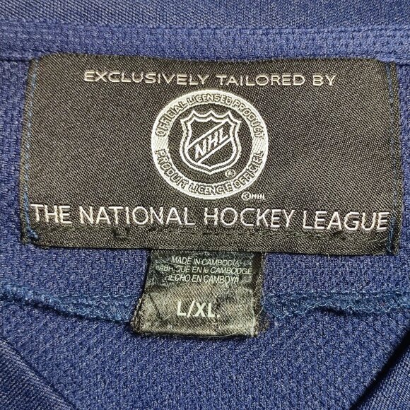 Winnipeg Jets collectors hockey jersey boys size L/XL blue with logo - Picture 6 of 12